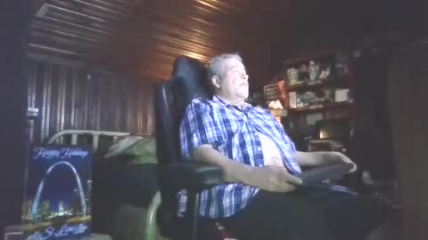 Booshwa online show from May 2026 08:21:01 AM