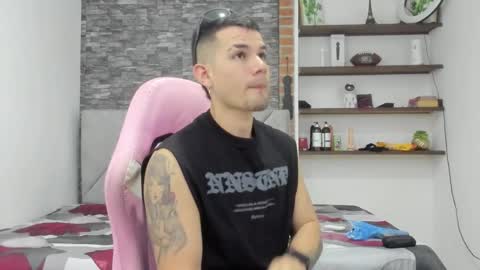 booyhott_ online show from February 2026 06:59:02 PM