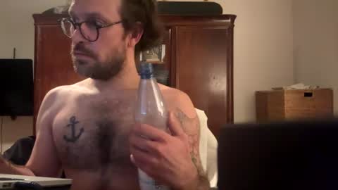 BoYYYOOO online show from June 2026 01:36:01 AM