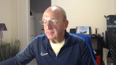 Boppy21 online show from October 2025 08:17:02 PM