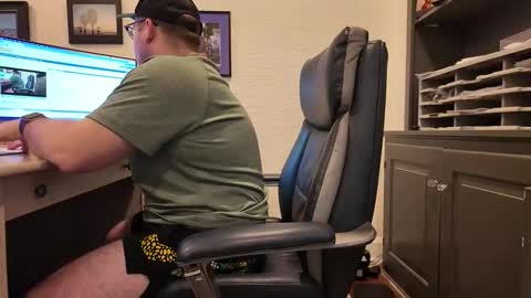 Boredhorndog online show from March 2026 02:55:02 PM