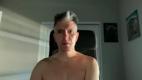 borisdm1976 online show from April 2026 04:01:01 PM