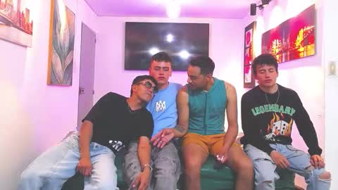 Snapshot of boschcz chatting on November 2025 06:41:02 PM THOMAS AND DAMIAND online show from November 2025 06:41:02 PM