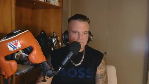 BOSS online show from November 2025 10:10:02 PM