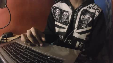 boss_playa98 online show from February 2025 08:15:02 AM