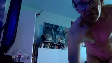 Bottomboo7 online show from July 2026 01:02:02 PM