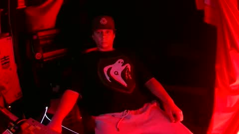 Bowerboi1217 online show from November 2025 07:08:01 AM