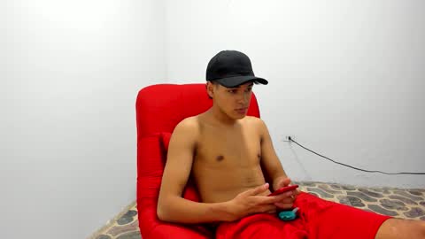Snapshot of boy_cock_15 chatting on October 2025 10:43:02 PM boy_cock_15 online show from October 2025 10:43:02 PM