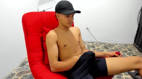 Snapshot of boy_cock_15 chatting on October 2025 11:04:02 PM boy_cock_15 online show from October 2025 11:04:02 PM