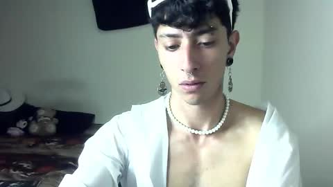 Boy Astro online show from January 2025 04:23:01 PM