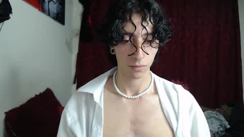 Boy Astro online show from October 2025 11:38:01 PM