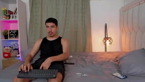 boy_jerry online show from July 2026 11:13:02 AM