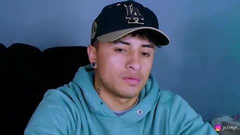 boy_nauthy online show from November 2025 06:40:01 PM