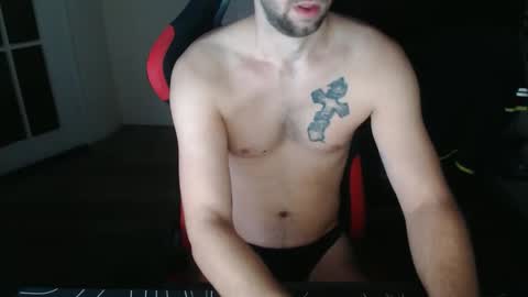 boy_t0y89 online show from December 2025 05:46:01 AM