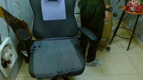 boy_tatto77 online show from April 2026 12:06:02 PM