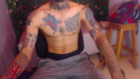 Snapshot of boy_tatto77 chatting on June 2026 01:02:01 PM boy_tatto77 online show from June 2026 01:02:01 PM