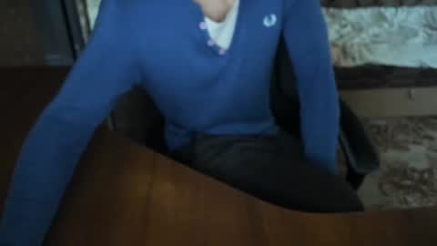 BoyApollon online show from November 2025 07:01:01 AM