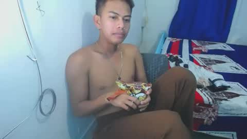 Snapshot of boyax16 chatting on December 2024 08:07:01 PM boyax16 online show from December 2024 08:07:01 PM