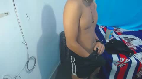 Snapshot of boyax16 chatting on December 2024 09:30:02 PM boyax16 online show from December 2024 09:30:02 PM