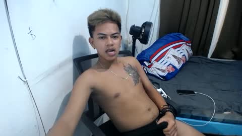 Snapshot of boyax16 chatting on February 2025 07:02:01 AM boyax16 online show from February 2025 07:02:01 AM