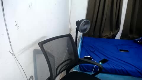 Snapshot of boyax16 chatting on February 2025 01:06:01 PM boyax16 online show from February 2025 01:06:01 PM