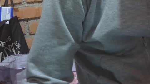 Snapshot of boycumlatino21 chatting on February 2026 03:53:01 PM Boy online show from February 2026 03:53:01 PM