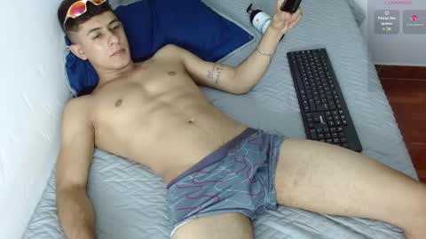 boyg_hots online show from October 2025 09:48:02 PM