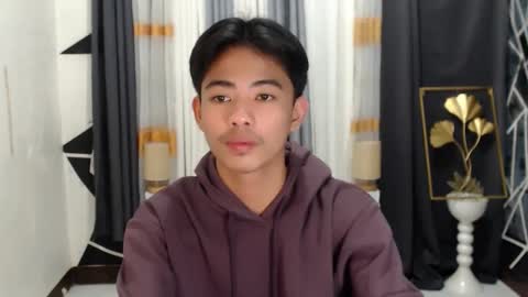 Snapshot of boynextdoor4ux chatting on January 2025 08:16:02 PM HI IM JAMES DONT FORGET GIVE ME THUMBS UP AND JOIN TO MY FANCLUB online show from January 2025 08:16:02 PM