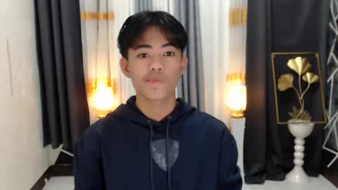 Snapshot of boynextdoor4ux chatting on January 2025 02:19:02 PM HI IM JAMES DONT FORGET GIVE ME THUMBS UP AND JOIN TO MY FANCLUB online show from January 2025 02:19:02 PM