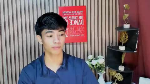 Snapshot of boynextdoor4ux chatting on September 2025 03:33:01 PM HI IM JAMES DONT FORGET GIVE ME THUMBS UP AND JOIN TO MY FANCLUB online show from September 2025 03:33:01 PM