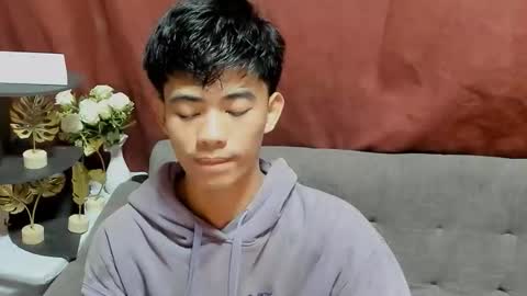 Snapshot of boynextdoor4ux chatting on September 2025 08:53:01 PM HI IM JAMES DONT FORGET GIVE ME THUMBS UP AND JOIN TO MY FANCLUB online show from September 2025 08:53:01 PM