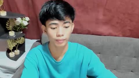 Snapshot of boynextdoor4ux chatting on September 2025 10:13:02 PM HI IM JAMES DONT FORGET GIVE ME THUMBS UP AND JOIN TO MY FANCLUB online show from September 2025 10:13:02 PM