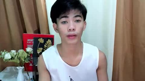 Snapshot of boynextdoor4ux chatting on October 2025 06:23:02 AM HI IM JAMES DONT FORGET GIVE ME THUMBS UP AND JOIN TO MY FANCLUB online show from October 2025 06:23:02 AM