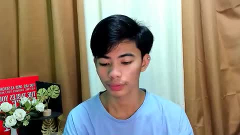 Snapshot of boynextdoor4ux chatting on November 2025 07:34:02 PM HI IM JAMES DONT FORGET GIVE ME THUMBS UP AND JOIN TO MY FANCLUB online show from November 2025 07:34:02 PM