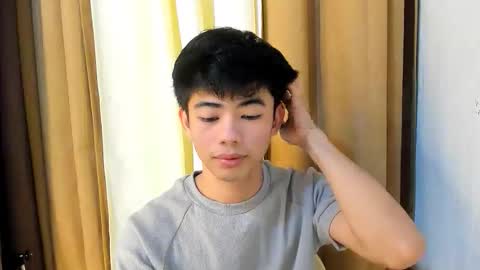 Snapshot of boynextdoor4ux chatting on February 2026 04:55:01 AM HI IM JAMES DONT FORGET GIVE ME THUMBS UP AND JOIN TO MY FANCLUB online show from February 2026 04:55:01 AM