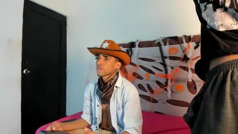 ALEX - TAYLER  -MIKE online show from October 2025 01:11:02 PM