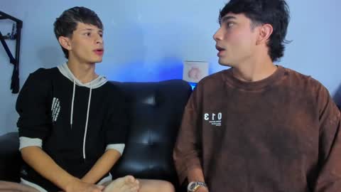 Snapshot of boysweet_boys chatting on February 2025 10:02:02 PM Paul and Max online show from February 2025 10:02:02 PM