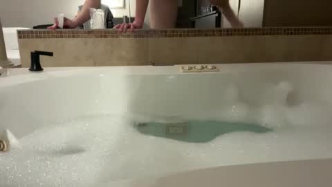 BoyToyBenny online show from April 2026 07:22:01 AM