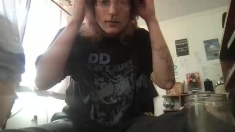 boywithbug online show from February 2025 07:30:01 PM