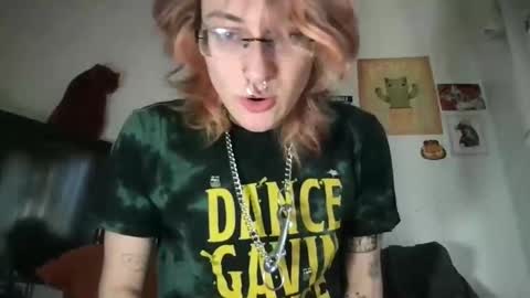 boywithbug online show from March 2025 02:08:02 PM