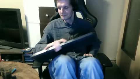 Snapshot of bponie1 chatting on January 2025 02:09:02 AM bponie1 online show from January 2025 02:09:02 AM