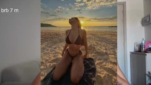 Snapshot of brabuss_ chatting on February 2026 02:04:01 AM Lana online show from February 2026 02:04:01 AM