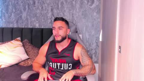 instagramBrad mayers1twittermayersbrad online show from November 2025 09:50:02 PM