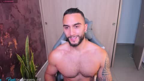 instagramBrad mayers1twittermayersbrad online show from February 2026 12:09:02 AM