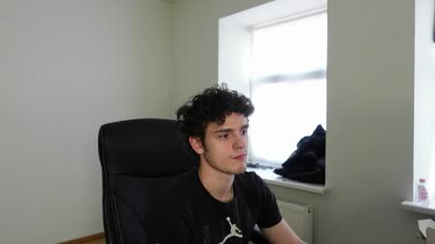 BRAD HOLLOWAY online show from April 2026 02:50:01 PM