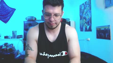 brad hot boy online show from October 2025 05:20:02 PM