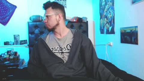 brad hot boy online show from May 2026 02:56:01 PM