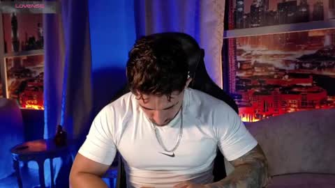 Snapshot of brad_summer chatting on June 2026 05:51:01 PM brad summer online show from June 2026 05:51:01 PM