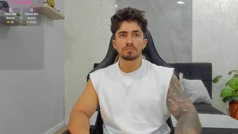Snapshot of brad_summer chatting on June 2026 12:41:02 PM brad summer online show from June 2026 12:41:02 PM