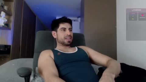 Snapshot of bradley_muscle chatting on September 2025 05:31:01 AM Bradley online show from September 2025 05:31:01 AM